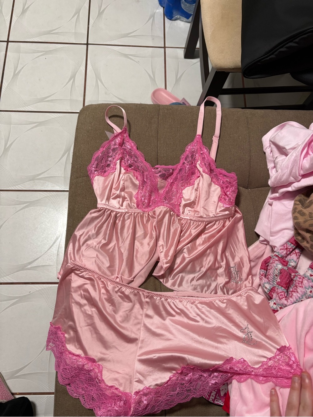 Women's Pink Satin & Lace Sleep Set - Pink